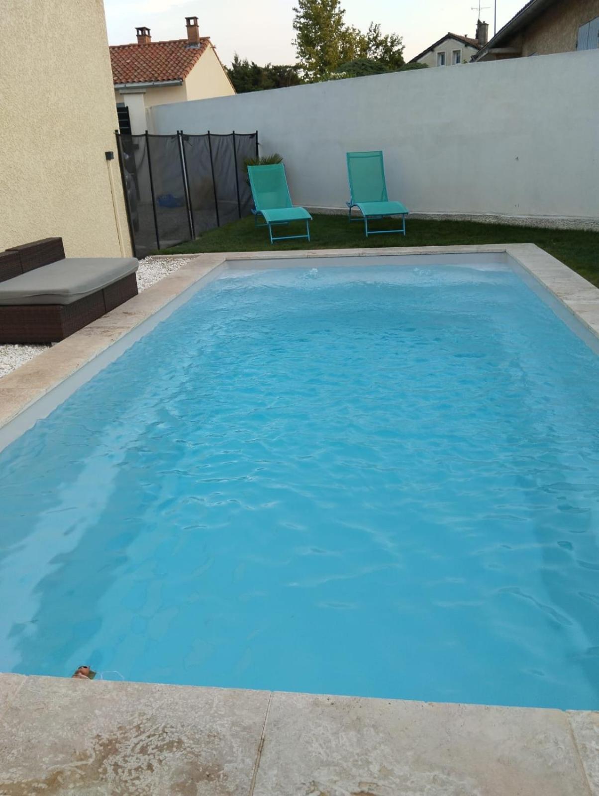 Villa J Et V Bédarrides Kültér fotó